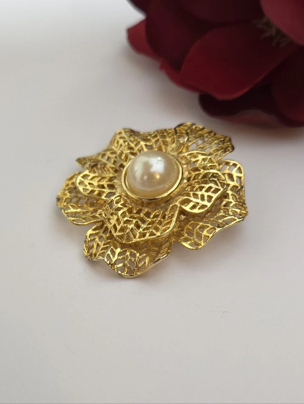 Vintage Gold Plated Open Metal Work Flower Petal & Faux Pearl Brooch